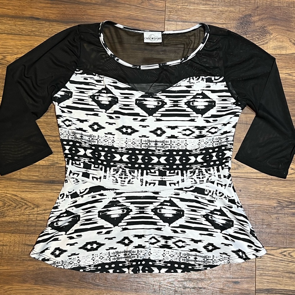 Caren Sport Blouse Size Medium